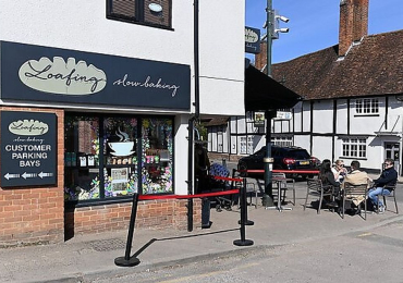 Loafing Cafe & Bakery