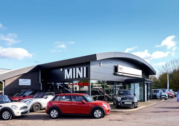 Sytner Tring MINI