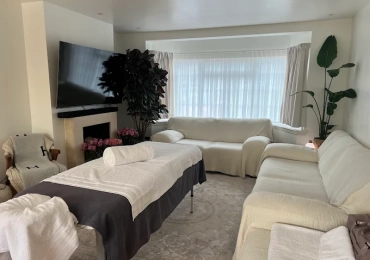Flamingo Sports & Holistic Massage