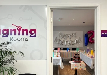 Signing Rooms