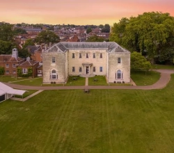 Hitchin Priory