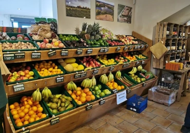 P E Mead & Sons Farmshop