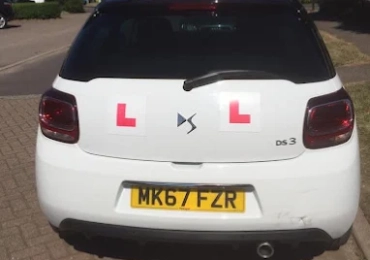 Vals Driving School
