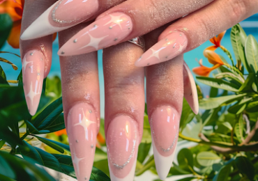 Glamour Nail Bar