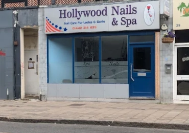 Hollywood Nails & Spa